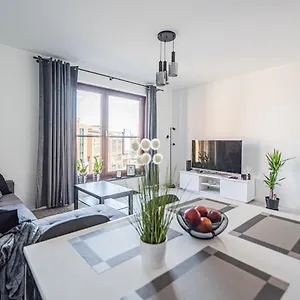 https://piekny-apartament-w-centrum-wroclawia-500-m-od-rynku.hotelswroclaw.com